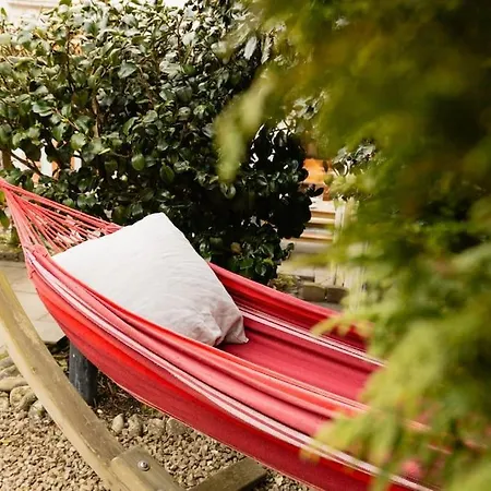 Historic Beachside Walled Garden Town House Holiday home